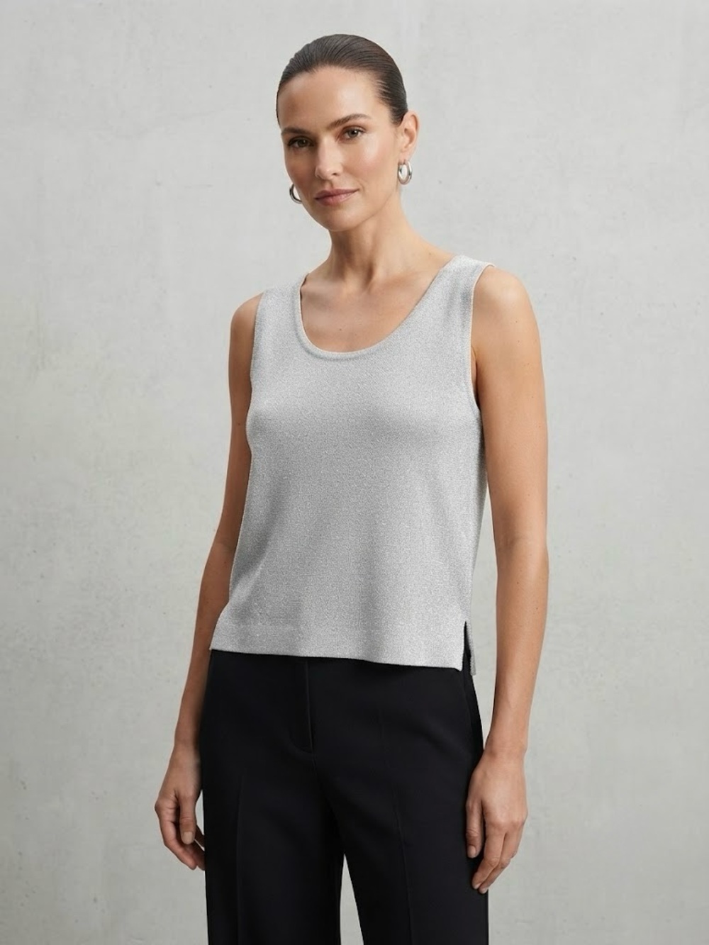 St. John Knits Metallic Silver Sleeveless Shell Top Size P Cruise 2002